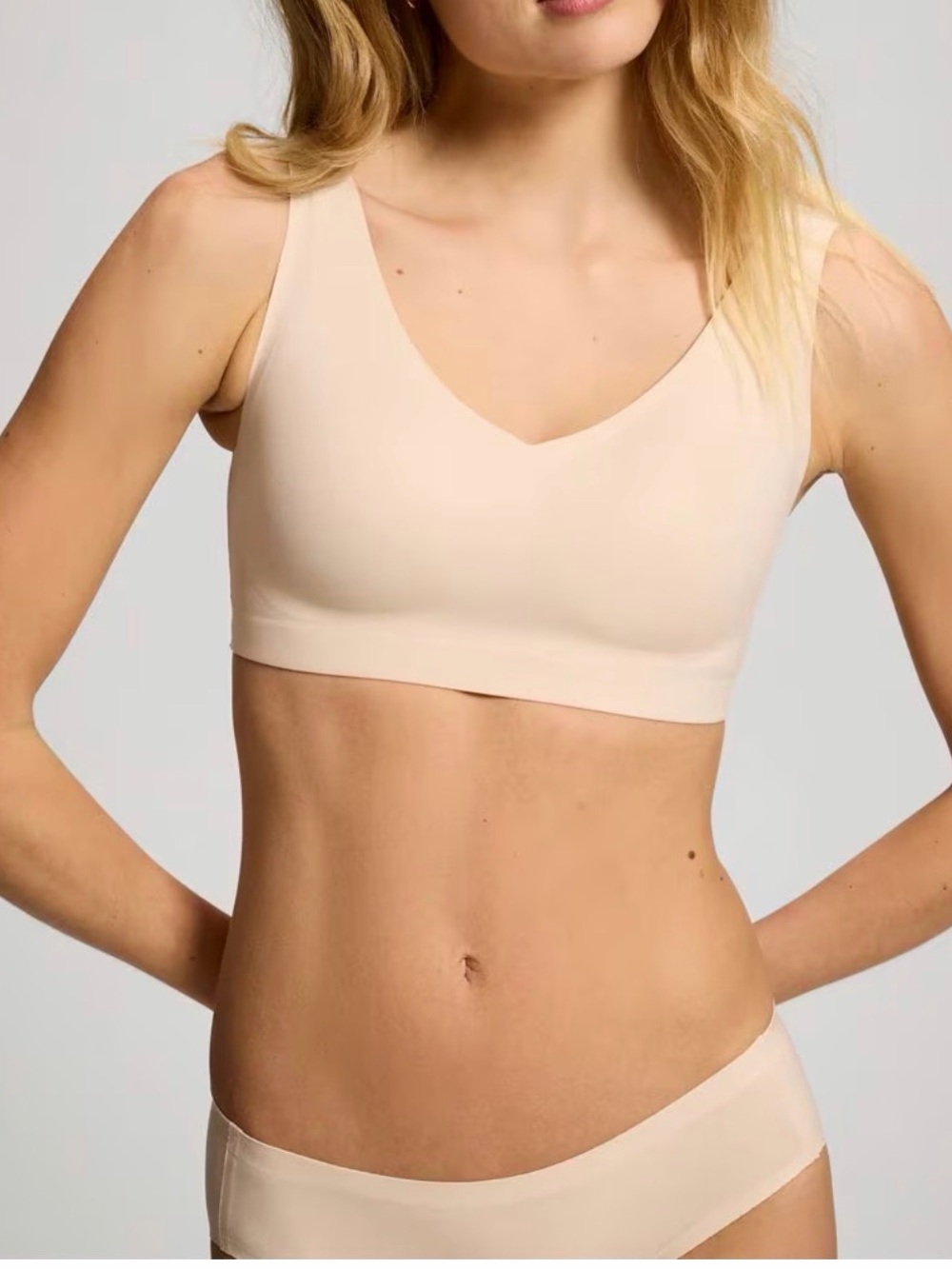 Soma Enbliss Bralette Light Nude Beige Wireless Seamless Bra Large